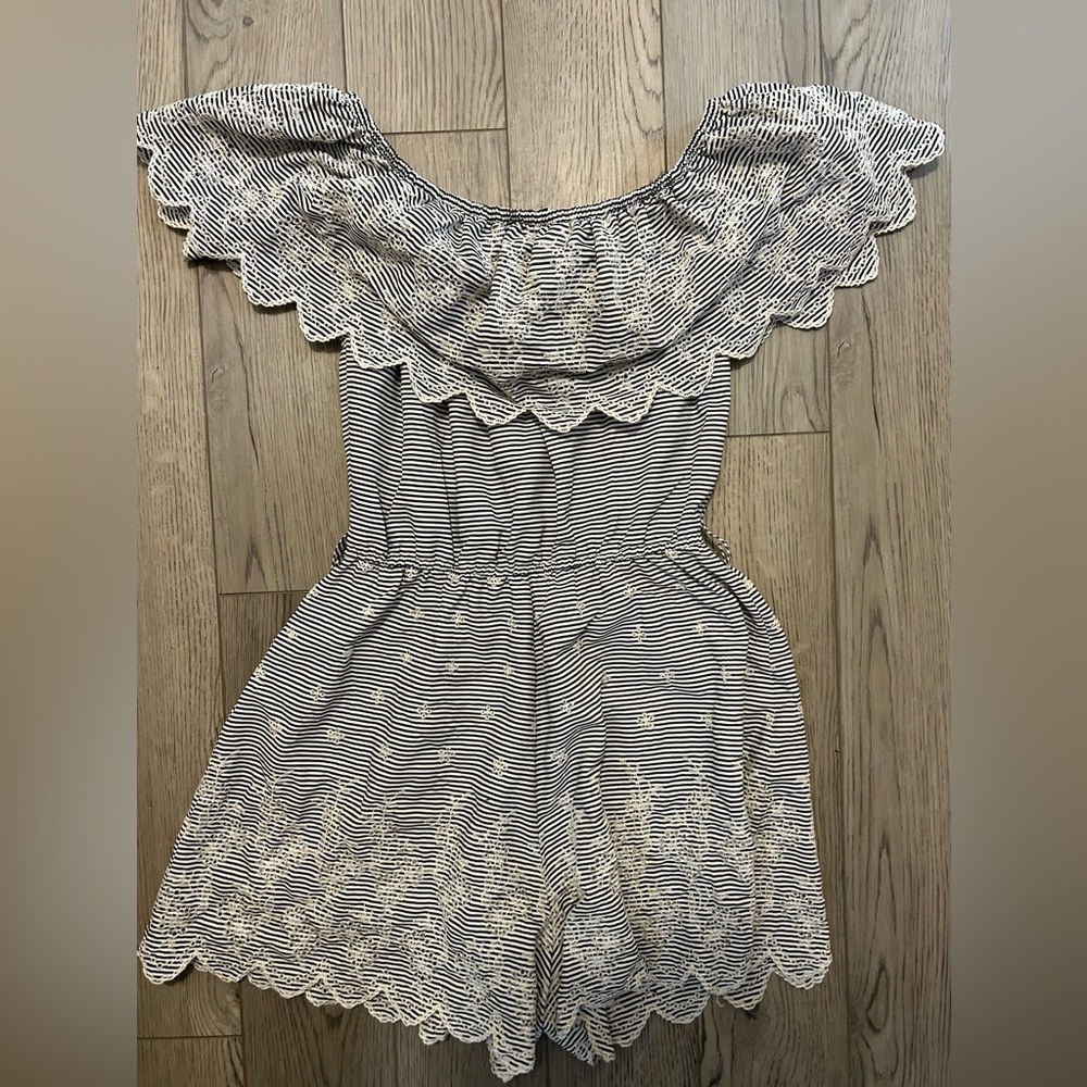 Women’s small scalloped romper